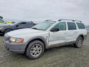 2004 VOLVO XC70