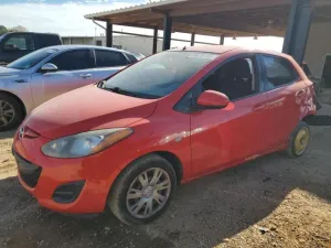 2013 MAZDA 2