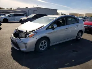 2015 TOYOTA PRIUS