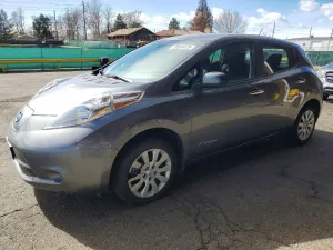 2017 NISSAN LEAF