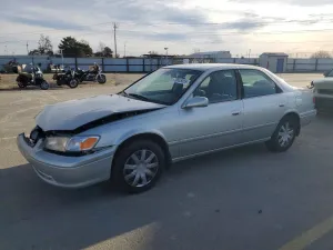 2000 TOYOTA CAMRY