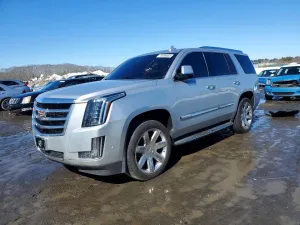 2017 CADILLAC ESCALADE