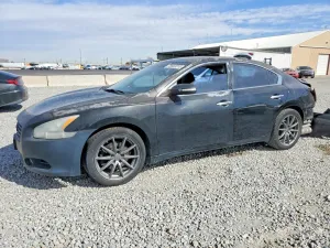2010 NISSAN MAXIMA