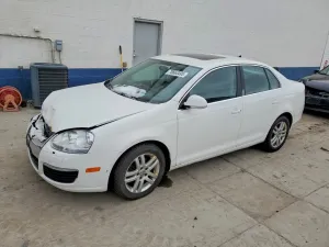 2010 VOLKSWAGEN JETTA