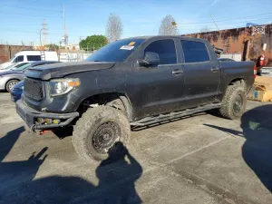 2018 TOYOTA TUNDRA