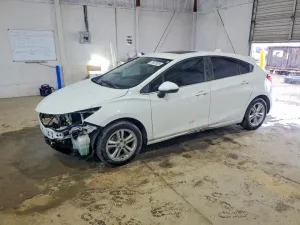 2017 CHEVROLET CRUZE