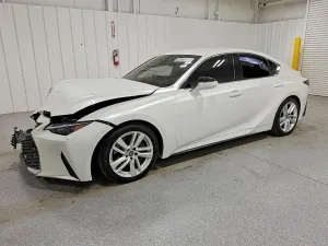 2021 LEXUS IS