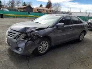 2011 TOYOTA CAMRY