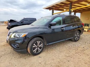 2017 NISSAN PATHFINDER