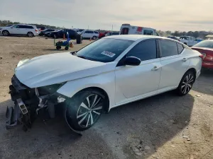 2019 NISS ALTIMA