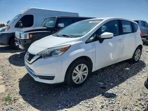 2017 NISSAN VERSA