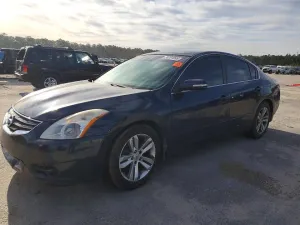 2010 NISSAN ALTIMA