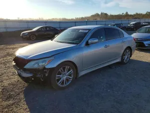 2013 HYUNDAI GENESIS