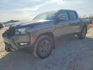 2025 NISSAN FRONTIER