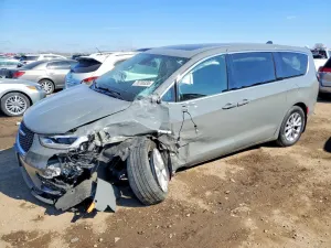 2025 CHRYSLER PACIFICA S