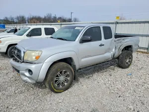 2011 TOYOTA TACOMA