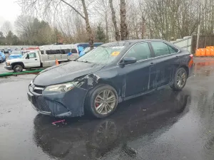 2016 TOYOTA CAMRY