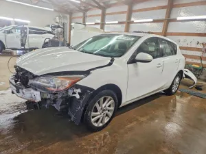 2013 MAZDA 3