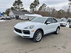 2019 PORSCHE CAYENNE