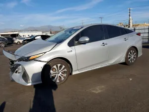 2021 TOYOTA PRIUS