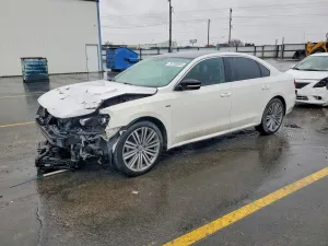 2015 VOLKSWAGEN PASSAT