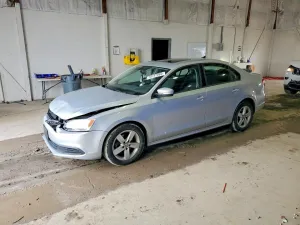 2012 VOLKSWAGEN JETTA