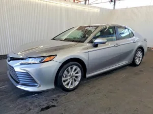 2024 TOYOTA CAMRY