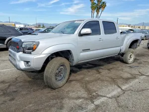 2013 TOYOTA TACOMA