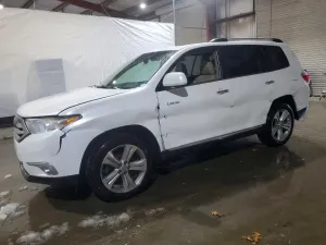 2013 TOYOTA HIGHLANDER