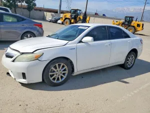 2010 TOYOTA CAMRY SOLA