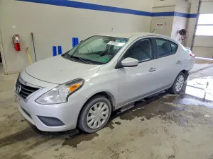 2017 NISSAN VERSA