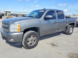 2013 CHEVROLET SILVERADO