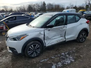 2019 NISSAN KICKS