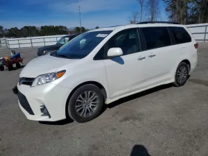 2020 TOYOTA SIENNA