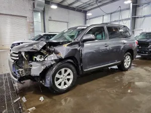 2013 TOYOTA HIGHLANDER