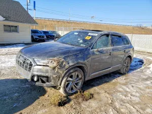 2022 AUDI Q7