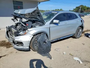 2020 MERCEDES-BENZ GLA-CLASS