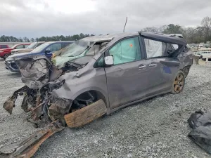 2016 TOYOTA SIENNA