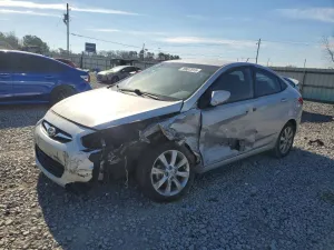 2013 HYUNDAI ACCENT