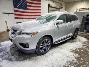2017 NISSAN PATHFINDER