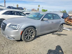 2018 CHRYSLER 300