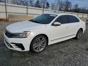 2019 VOLKSWAGEN PASSAT