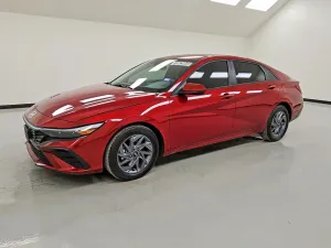 2024 HYUNDAI ELANTRA