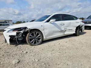 2019 LEXUS ES350