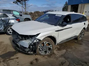 2025 LINCOLN NAUTILUS