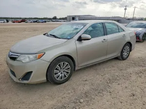 2013 TOYOTA CAMRY