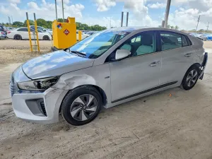 2017 HYUNDAI IONIQ HYBRID