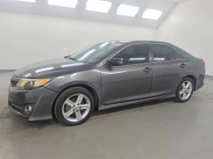 2014 TOYOTA CAMRY