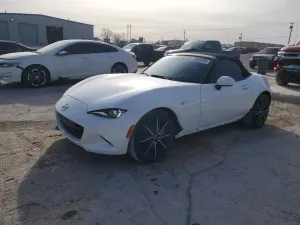2025 MAZDA MX5