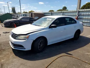 2015 VOLKSWAGEN JETTA